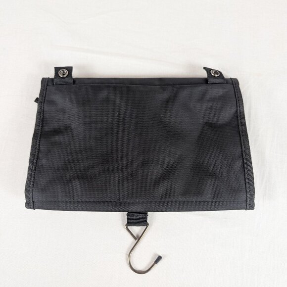 Delsey Hanging Toiletry Organizer Travel Bag Trifold Black Pocket Magnetic Close - Picture 6 of 7